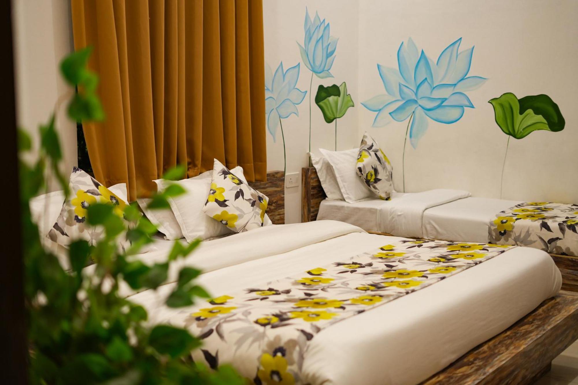 Petal Of Mewar - A Luxury Boutique Hotel ウダイプル エクステリア 写真